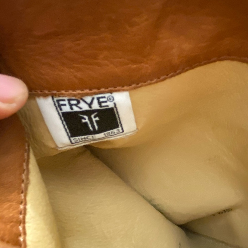 Boots Frye - Picture 6 of 8